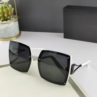 SAINT LAURENT Brille