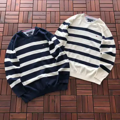 TOMMY HILFIGER Sweater