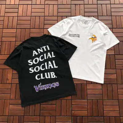ANTI SOCIAL SOCIAL CLUB T-Shirt