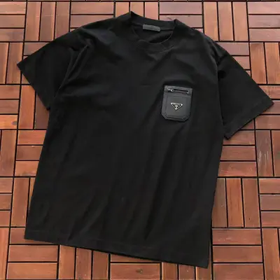 PRADA T-Shirt