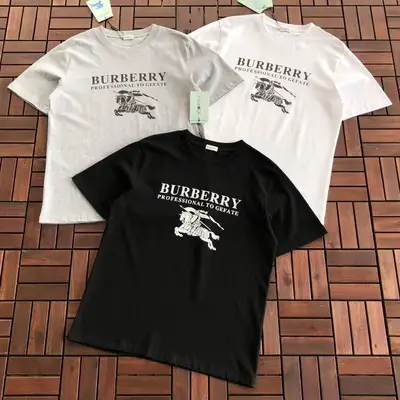 BURBERRY T-Shirt