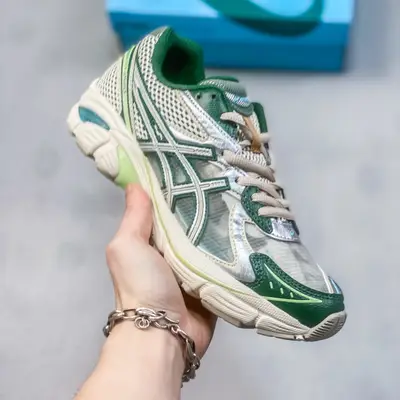 ASICS