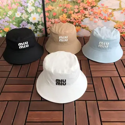 MIU MIU Cap