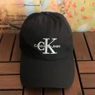 CALVIN KLEIN Cap