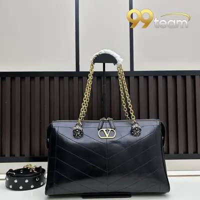 VALENTINO | Item ID: 18777