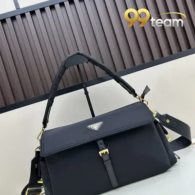 PRADA | Item ID: 09582