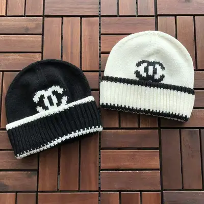 CHANEL Cap