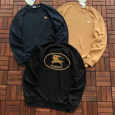 BURBERRY Sweater