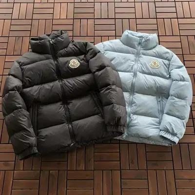 MONCLER Jacke