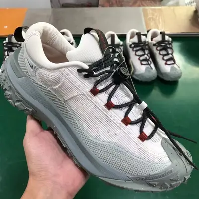NIKE ACG