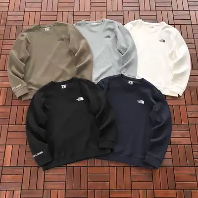 THE NORTH FACE Sweater