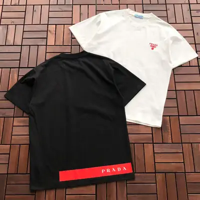 PRADA T-Shirt