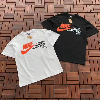 NIKE T-Shirt