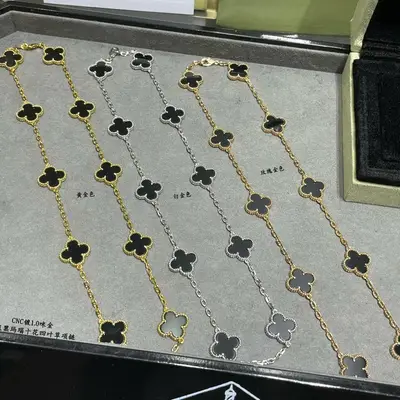 VAN CLEEF & ARPELS Schmuck