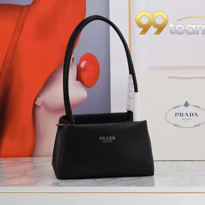 PRADA | Item ID: 08415