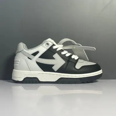 OFF-WHITE