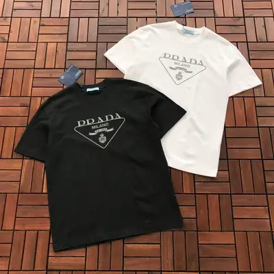 PRADA T-Shirt