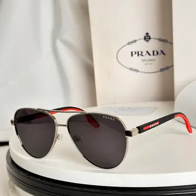PRADA Brille