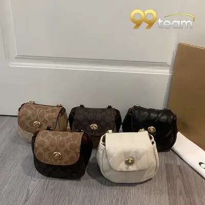 COACH | Item ID: 04981