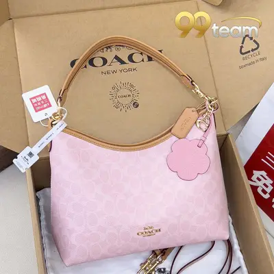 COACH | Item ID: 04448