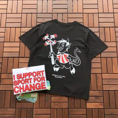 OFF-WHITE T-Shirt