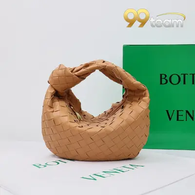 BOTTEGA VENETTA | Item ID: 20932
