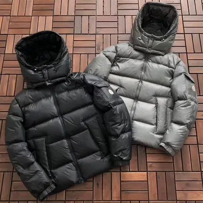 MONCLER Jacke