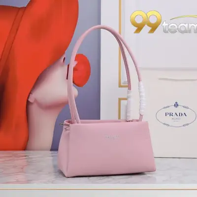 PRADA | Item ID: 08421