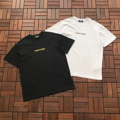 BALENCIAGA T-Shirt