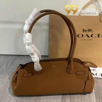 COACH | Item ID: 04784