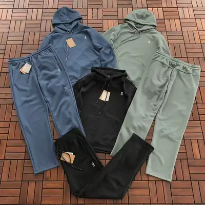 ON RUNNING Hoodie