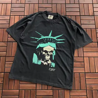 VINTAGE T-Shirt