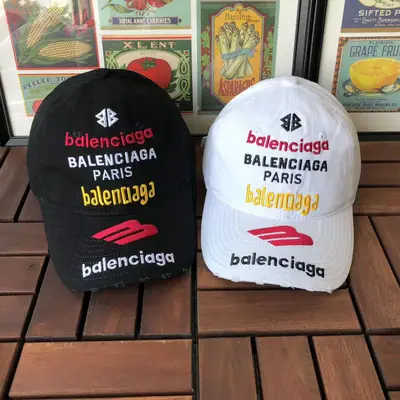 BALENCIAGA Cap