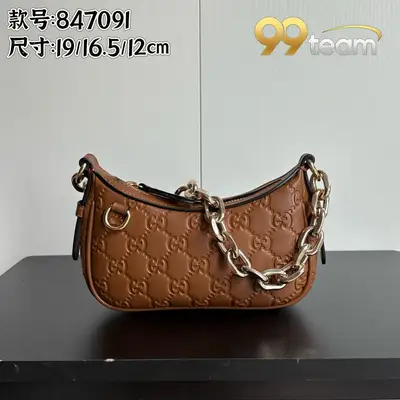 GUCCI | Item ID: 17076