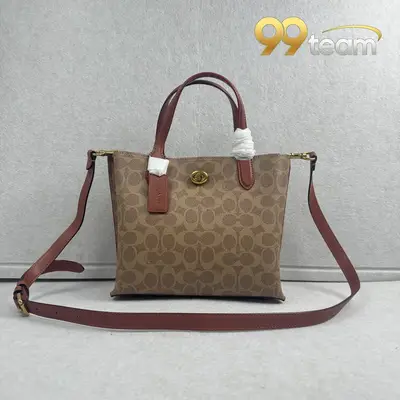 COACH | Item ID: 04894