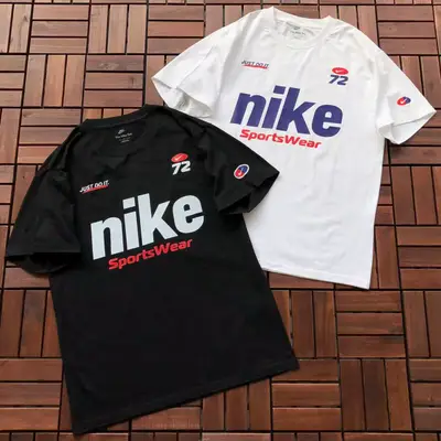 NIKE T-Shirt