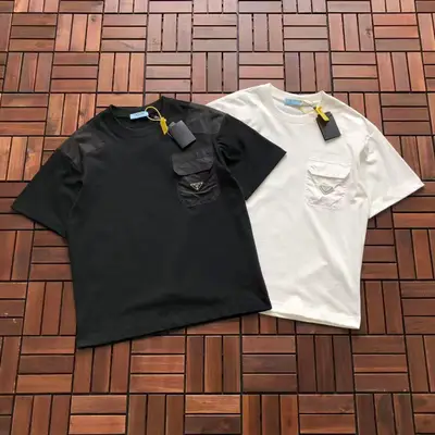 PRADA T-Shirt