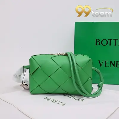 BOTTEGA VENETTA | Item ID: 20774
