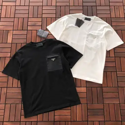 PRADA T-Shirt