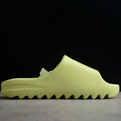 YEEZY