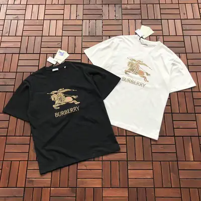 BURBERRY T-Shirt