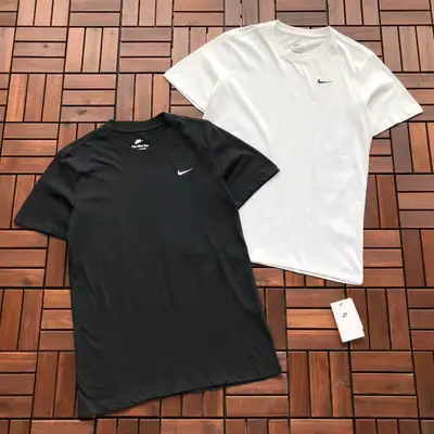 NIKE T-Shirt