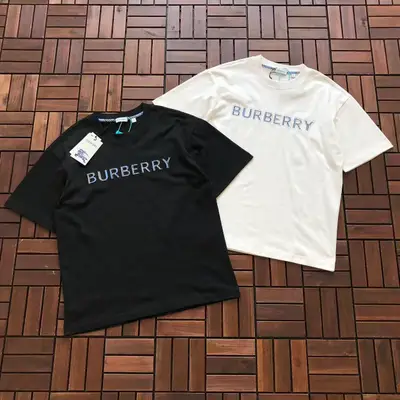 BURBERRY T-Shirt
