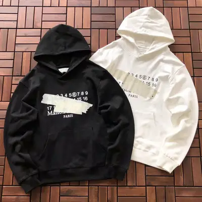 MAISON MARGIELA Hoodie