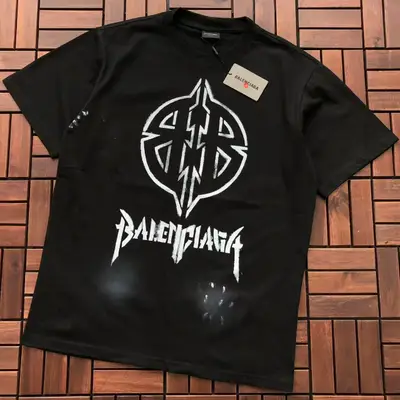 BALENCIAGA T-Shirt