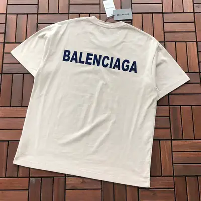 BALENCIAGA T-Shirt