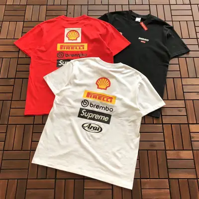 SUPREME T-Shirt