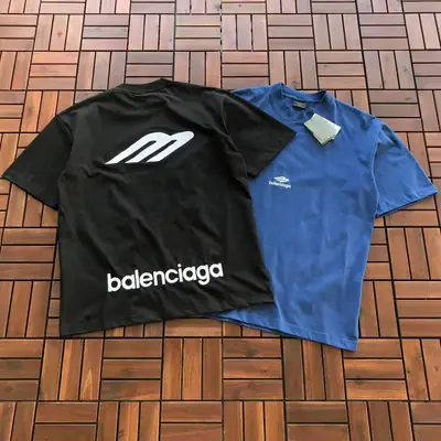 BALENCIAGA T-Shirt