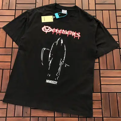 VETEMENTS T-Shirt