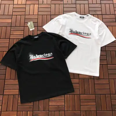 BALENCIAGA T-Shirt